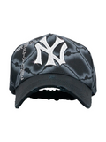 Gorra 31 hats caged in