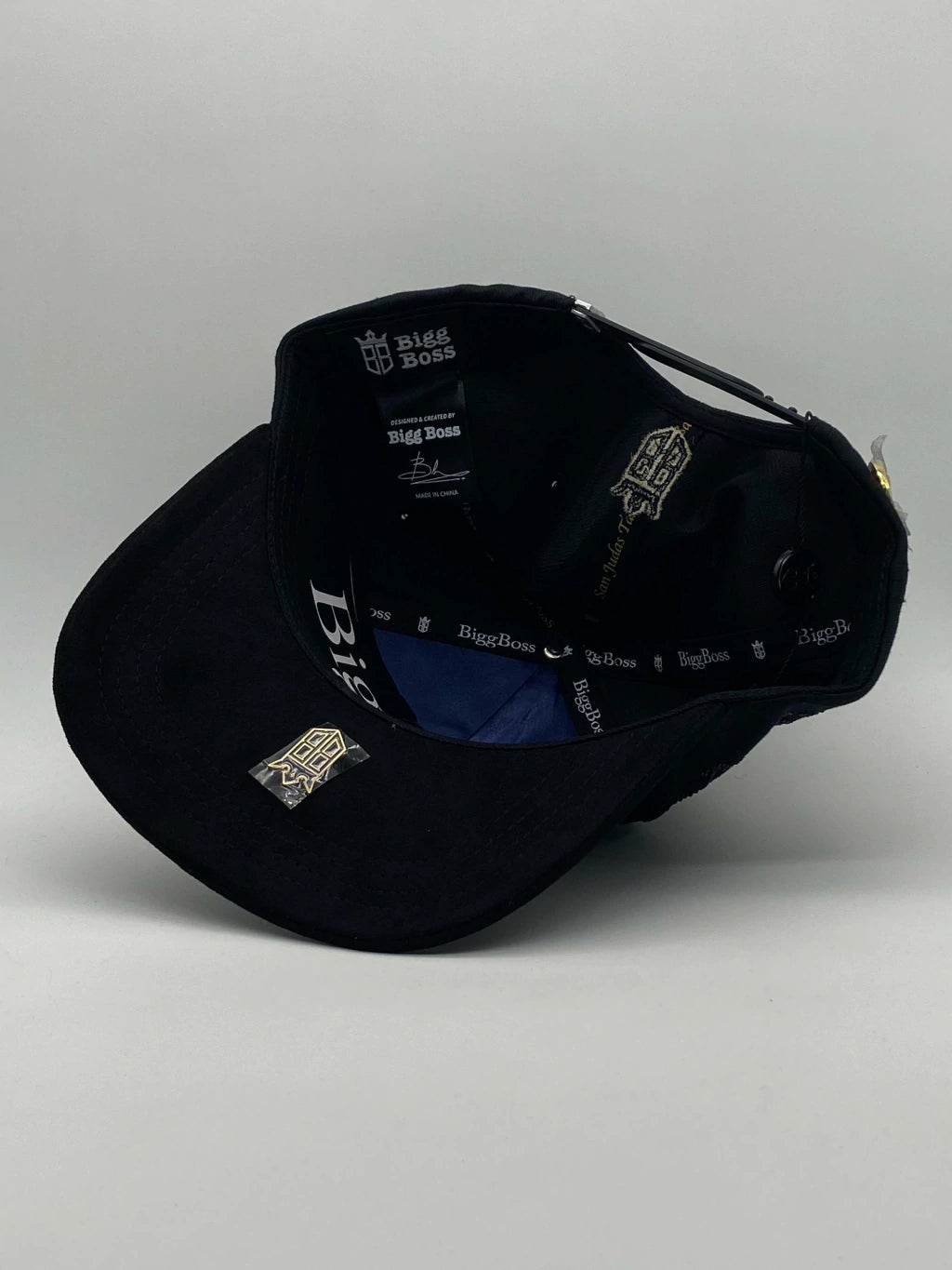 GORRA BIG BOSS SAN JUDAS PLACA METÁLICA