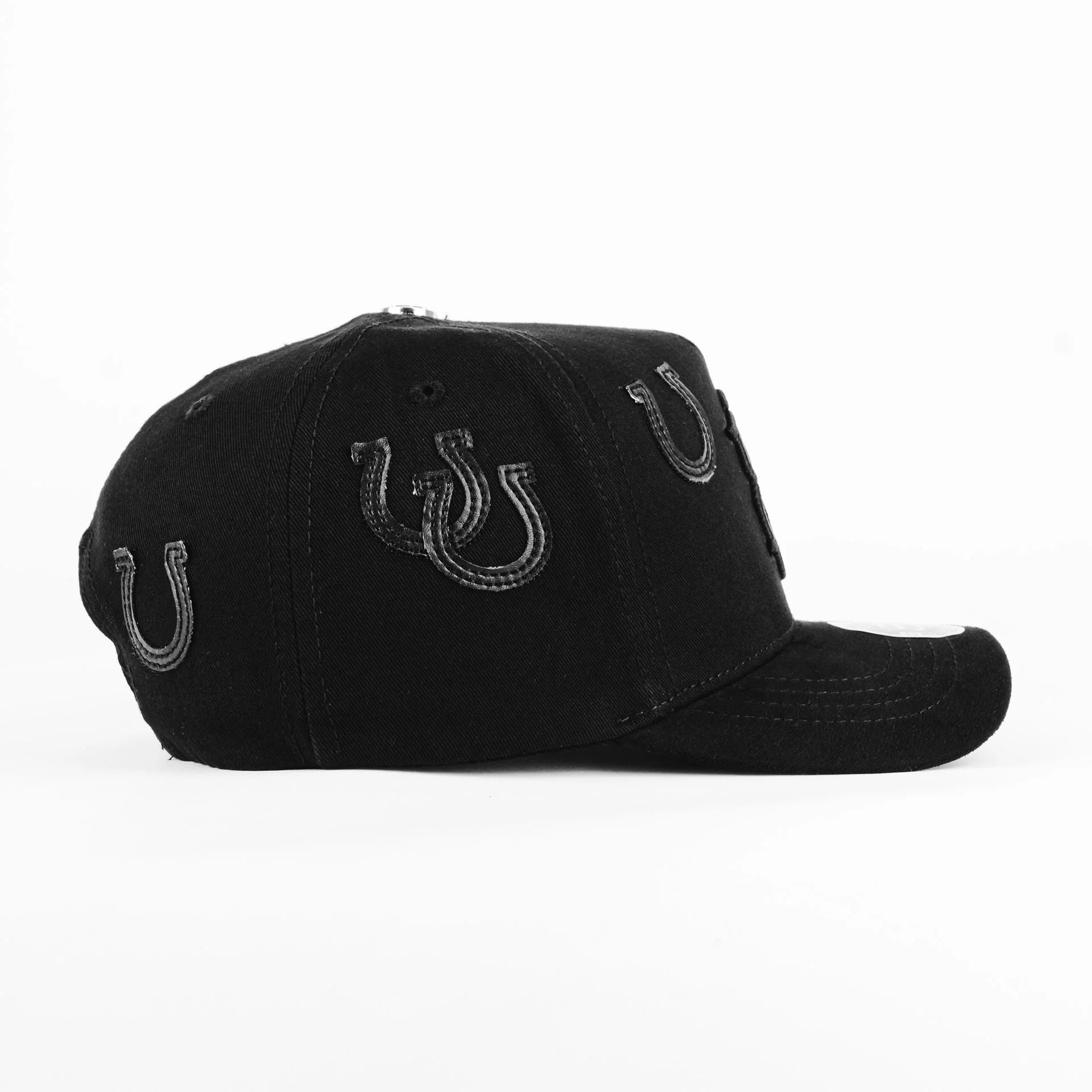 GORRA SOMBRERO BLANCO MIS RAÍCES HUELLA BLANCA TOTAL BLACK