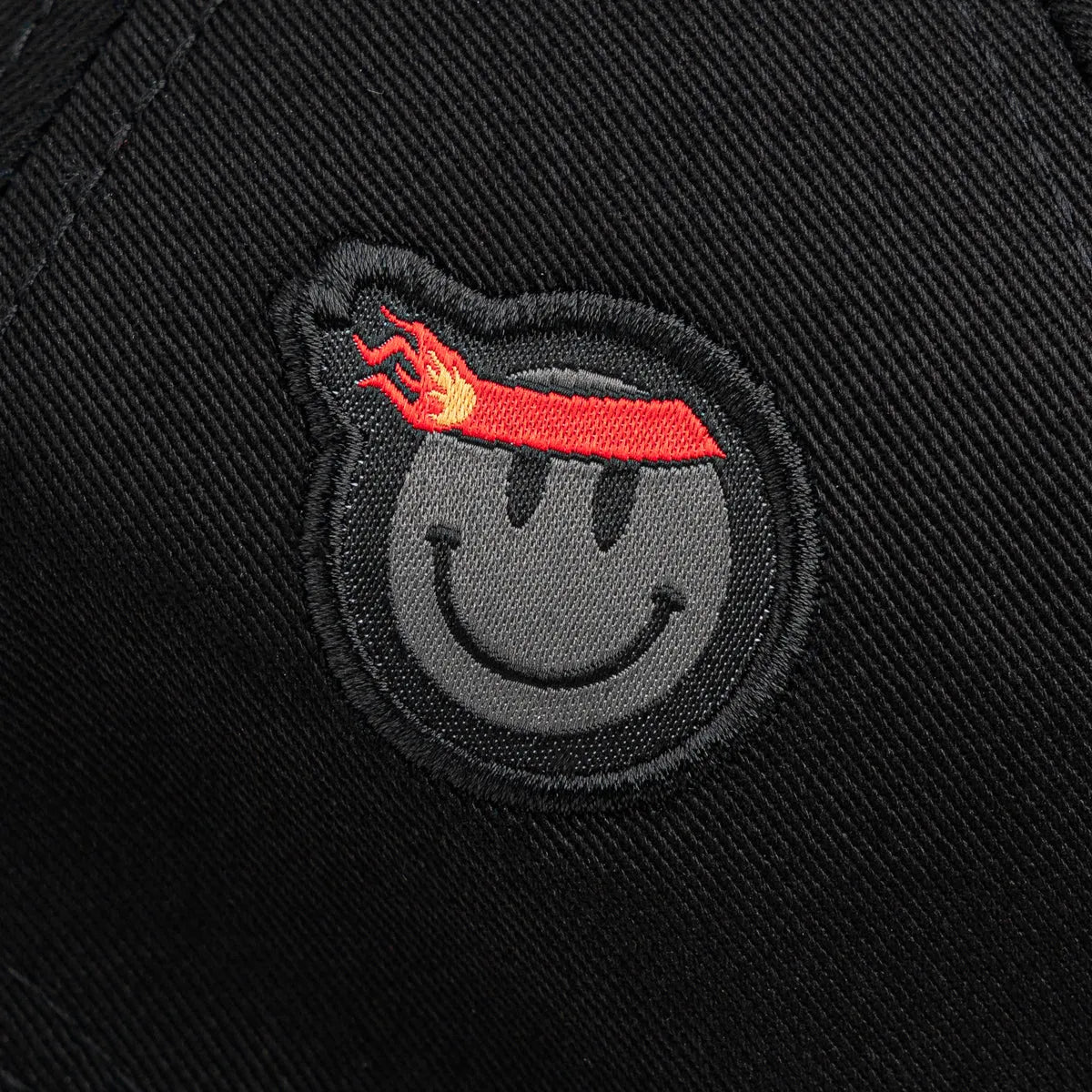 Problematic Oso Total Black Edición Especial