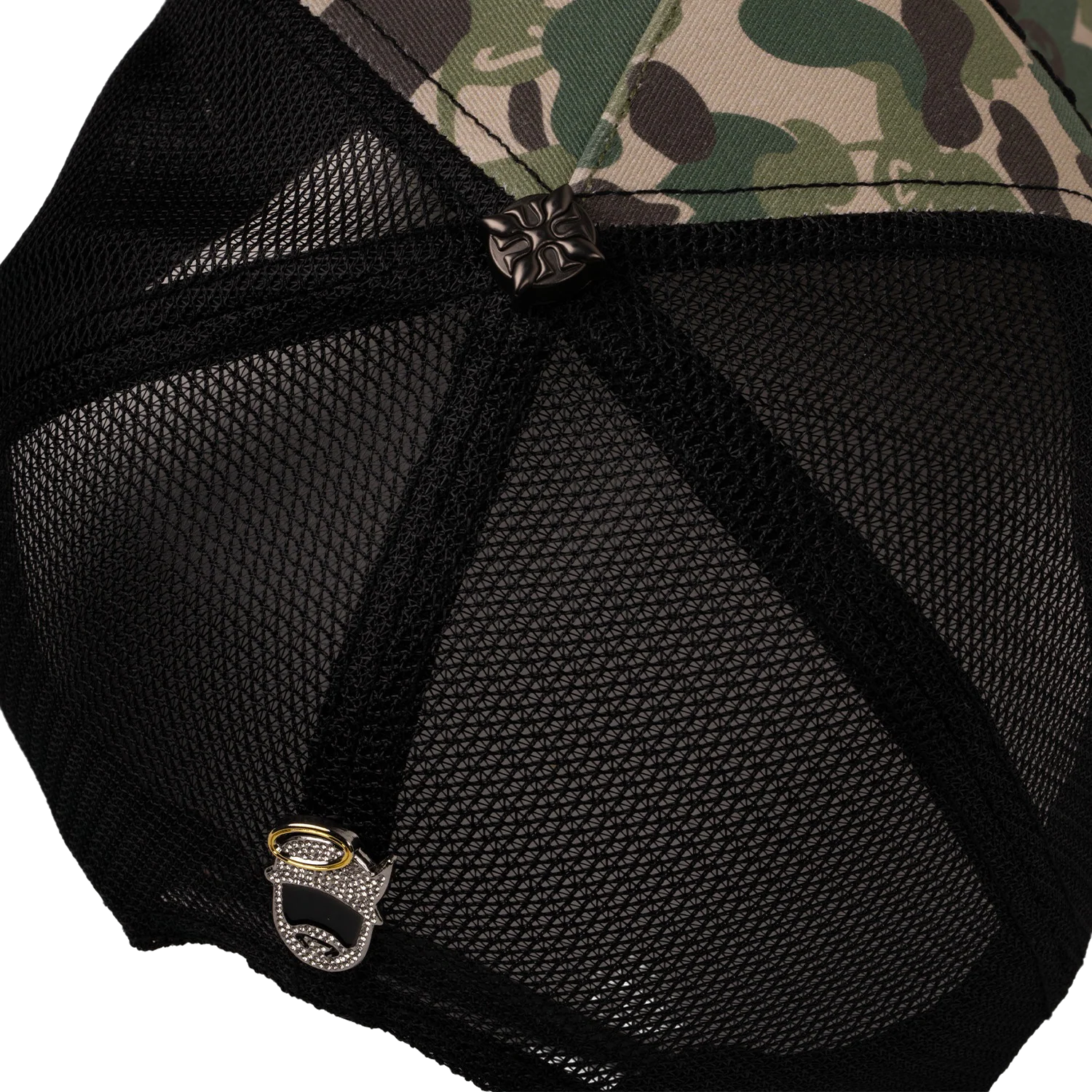 BARBAS "FTR" TRUCKER